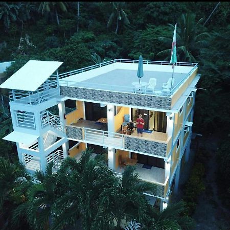The Blue Pagong Aparthotel Puerto Galera Εξωτερικό φωτογραφία